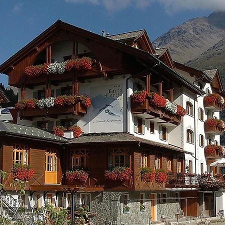 Hotel Baita Fiorita Санта-Катерина-ди-Вальфурва Экстерьер фото