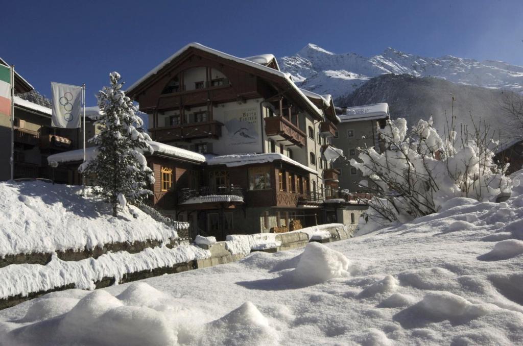 Hotel Baita Fiorita Санта-Катерина-ди-Вальфурва Экстерьер фото